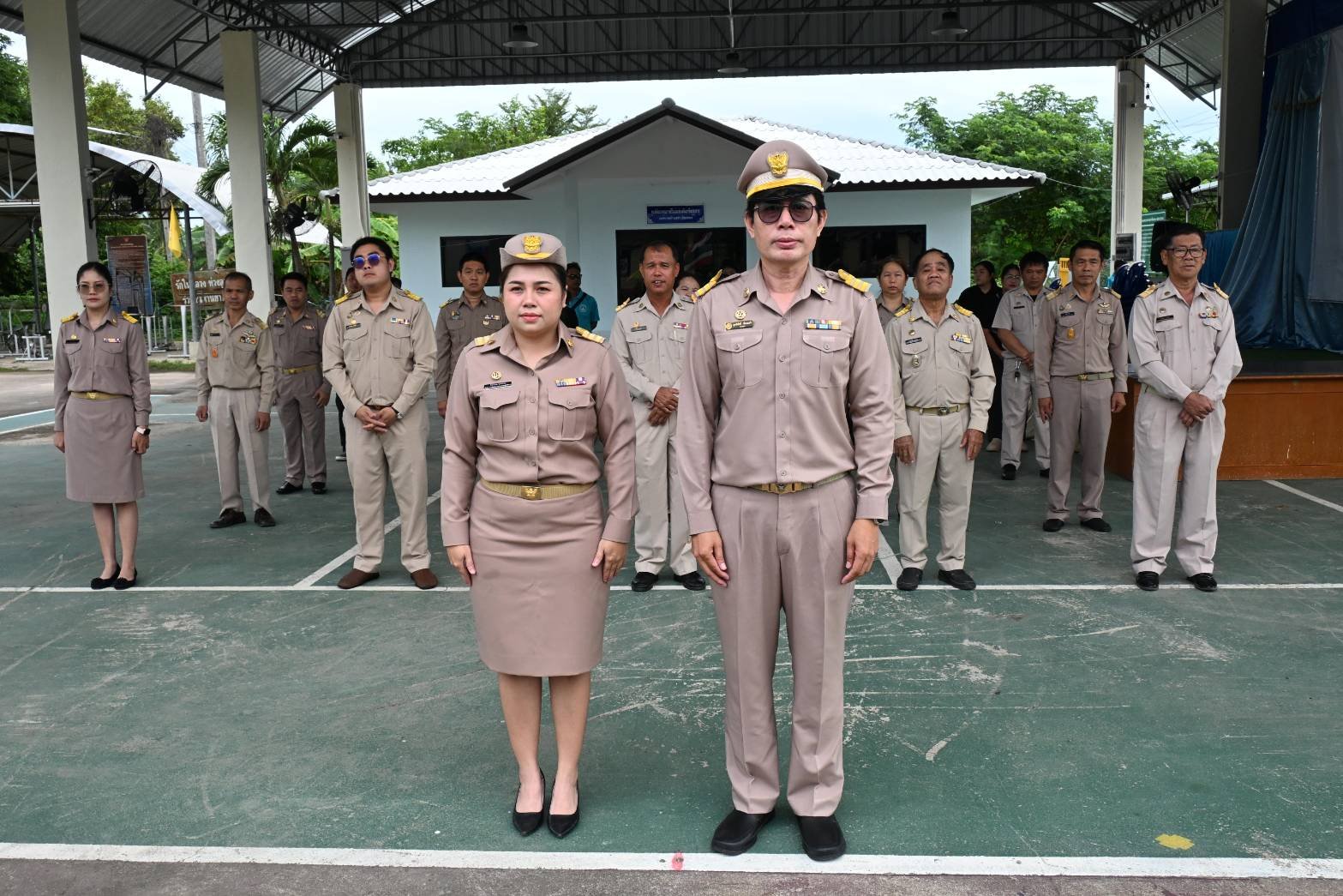  ร่วมกิจกรรมเคารพธงชาติและร้องเพลงชาติไทย