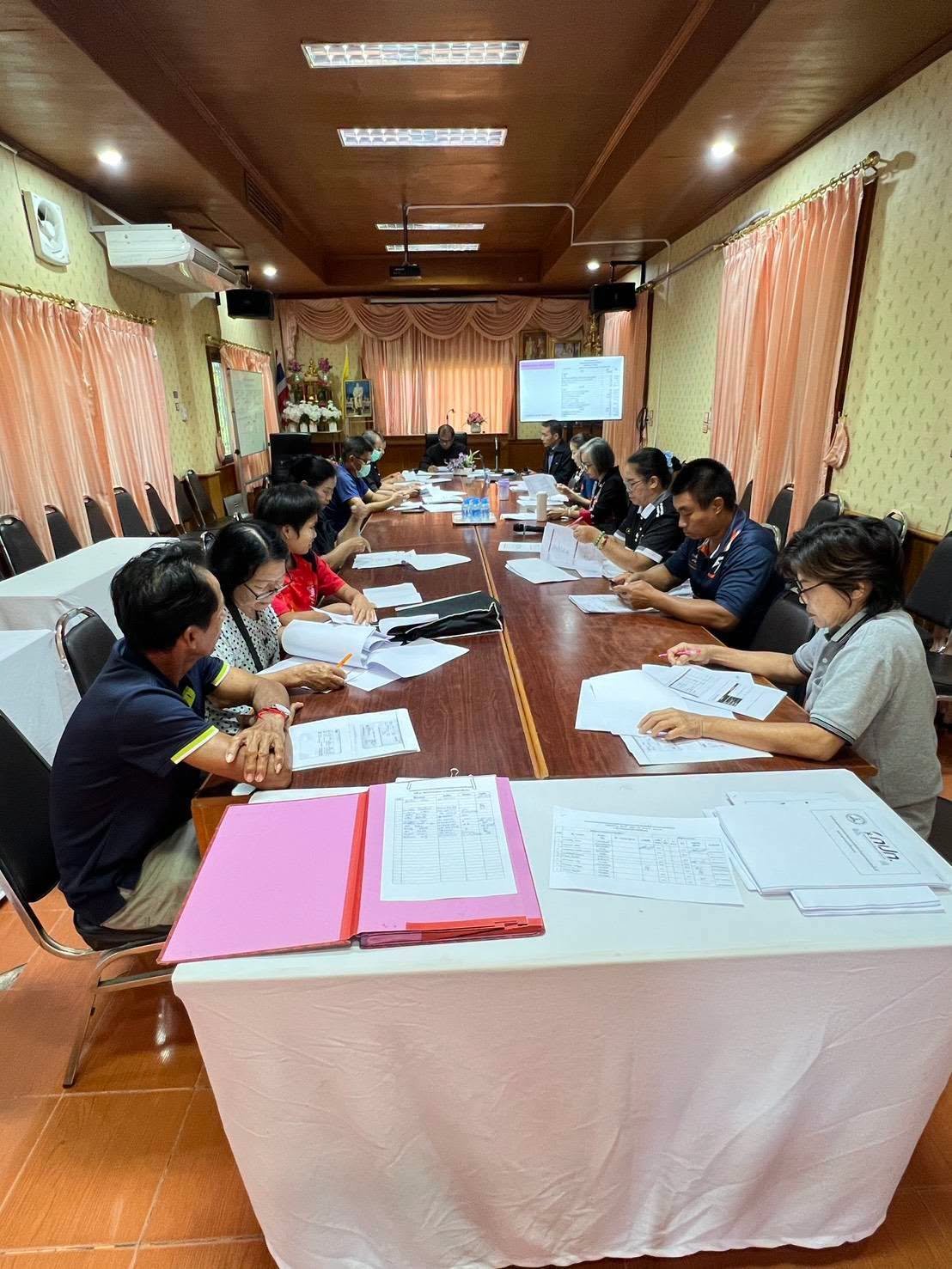 ประชุมคณะกรรมการกองทุนหลักประกันสุขภาพ