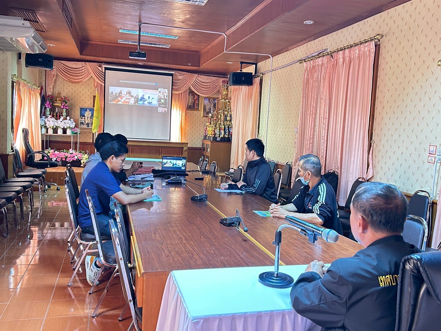 เข้าร่วมประชุม "ติดตามความก้าวหน้าการจัดตั้ง ศพอส."