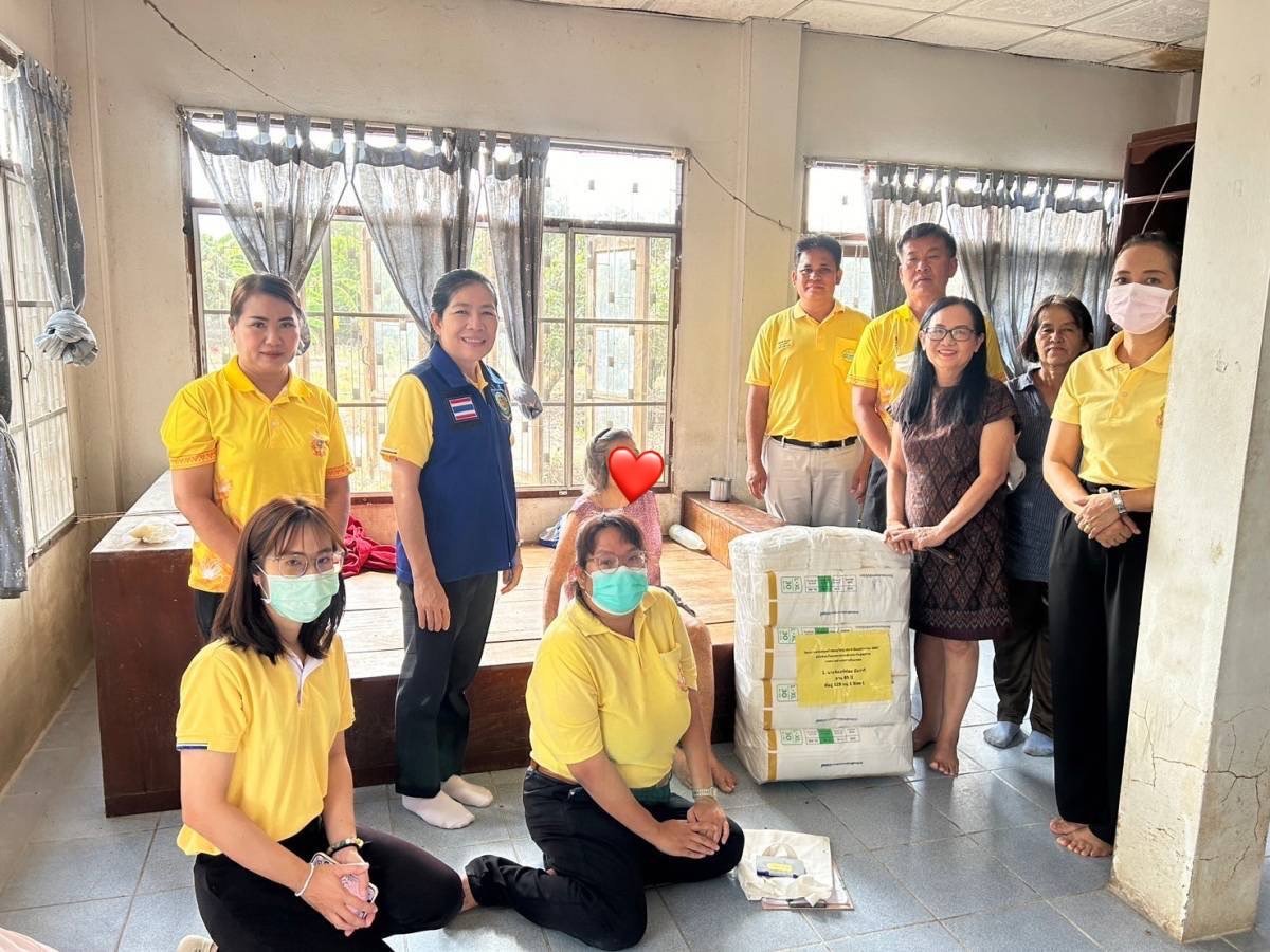 ลงพื้นที่มอบผ้าอ้อมผู้ใหญ่ ตามโครงการสนับสนุนผ้าอ้อมผู้ใหญ่สำหรับบุคคลที่มีภาวะพึ่งพิง และบุคคลที่มีภาวะปัญหาการกลั้นปัสสาวะหรืออุจจาระไม่ได้ ปีงบประมาณ 2567