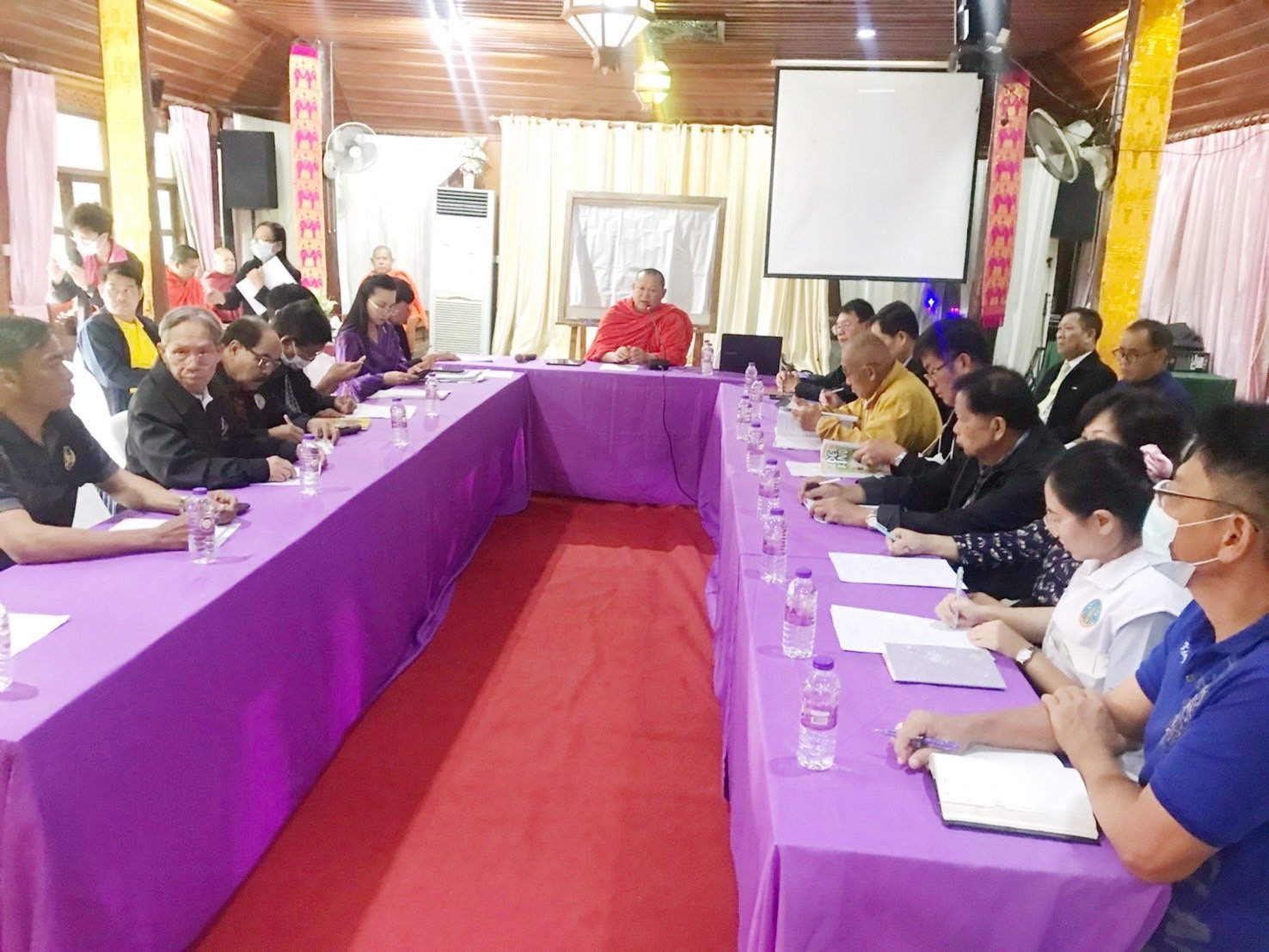 เข้าร่วมประชุมเตรียมความพร้อมงานมหกรรมกิจกรรมผู้อายุและพิธีเปิดป้ายโรงเรียนผู้สูงอายุท่าเชียงทอง