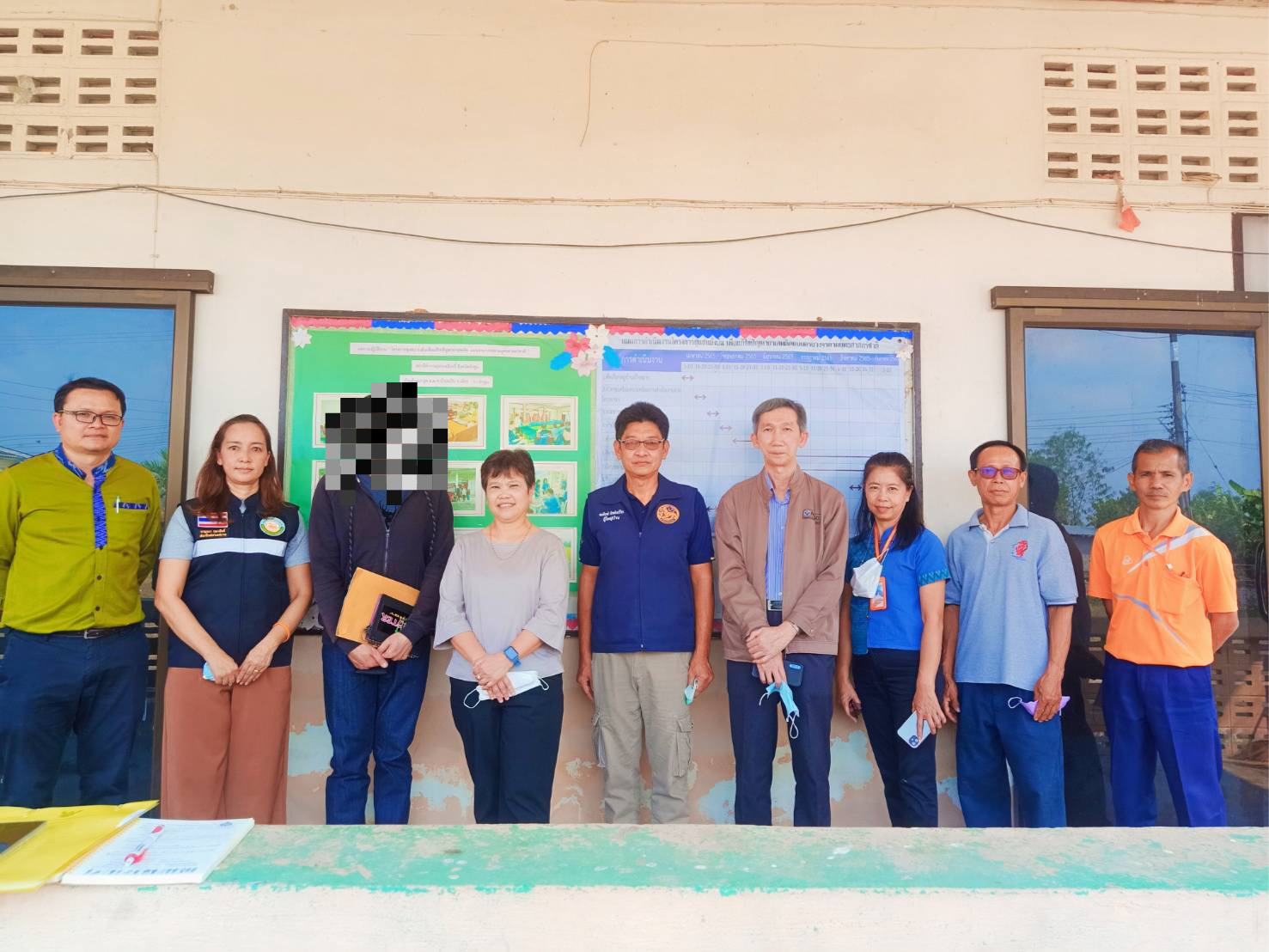  ร่วมต้อนรับ นางสาวสุภัทรา นาคะผิว กรรมการสิทธิมนุษยชนและคณะเข้าตรวจเยี่ยมสถานที่ดำเนินโครงการชุมชนยั่งยืนแห่งชาติ เพื่อแก้ไขปัญหายาเสพติดแบบครบวงจร ตามยุทธศาสตร์ชาติ บ้านสันมะกรูด