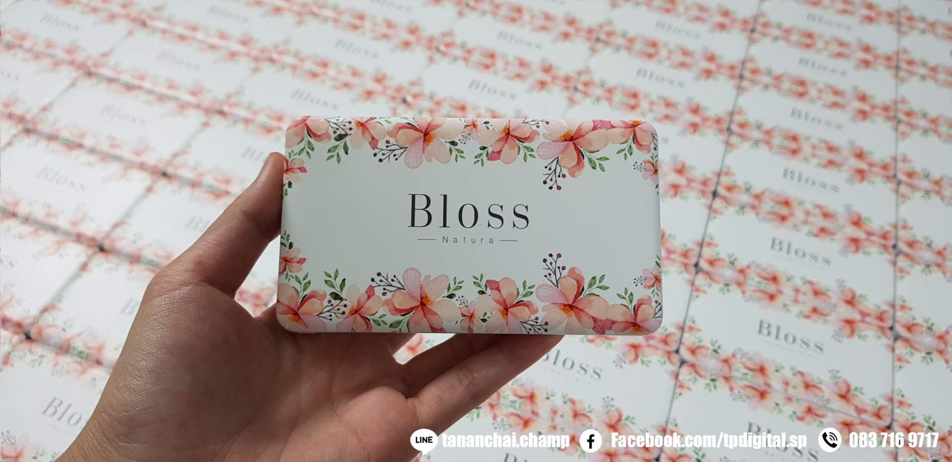 สกรีน Power Bank สกรีนโลโก้ลงบนพาวเวอร์แบงค์สีขาว ลาย Bloss Natura จำนวน 1800 ชิ้น สกรีนลายเต็มสุดขอบพาวเวอร์แบงค์ สกรีน Power Bank สกรีนโลโก้ลงบนพาวเวอร์แบงค์สีขาว ลาย Bloss Natura จำนวน 1800 ชิ้น สกรีนลายเต็มสุดขอบพาวเวอร์แบงค์