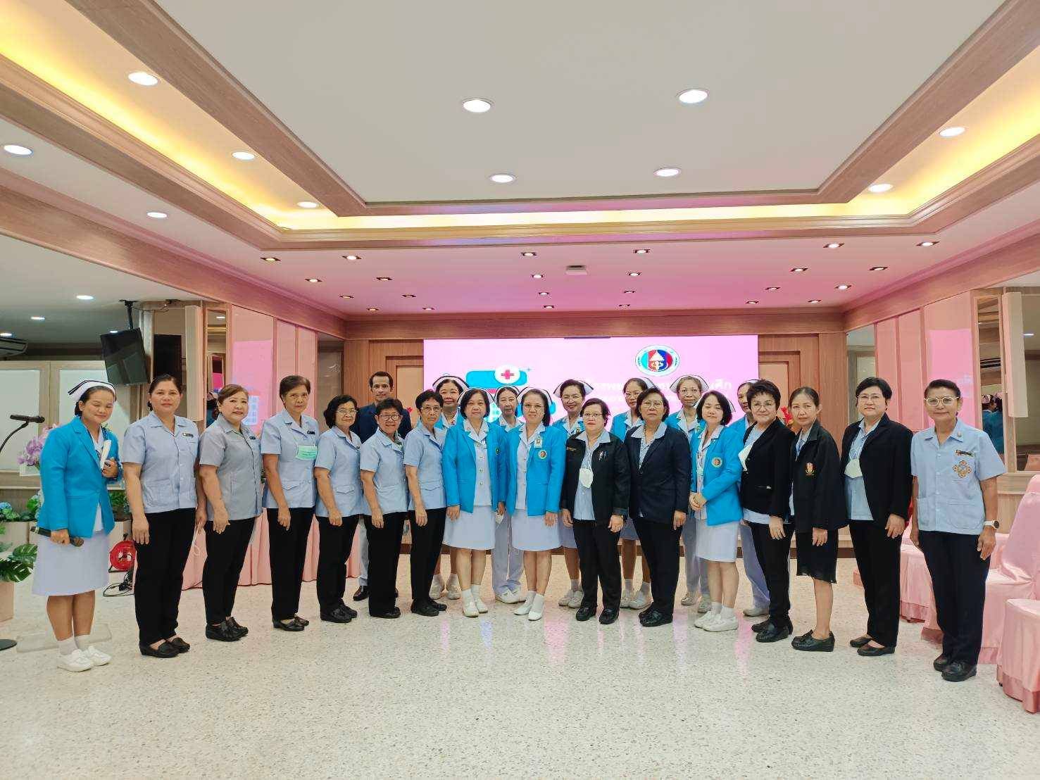 กองการพยาบาล โรงพยาบาลทหารผ่านศึก จัดปฐมนิเทศอาจารย์และนิสิต คณะพยาบาลศาสตร์ วัชรพล มหาวิทยาลัยเวสเทิร์น วิทยาเขตวัชรพล ที่เข้ารับการฝึกปฏิบัติรายวิชา NS๒๓๐๑ ที่โรงพยาบาลทหารผ่านศึก