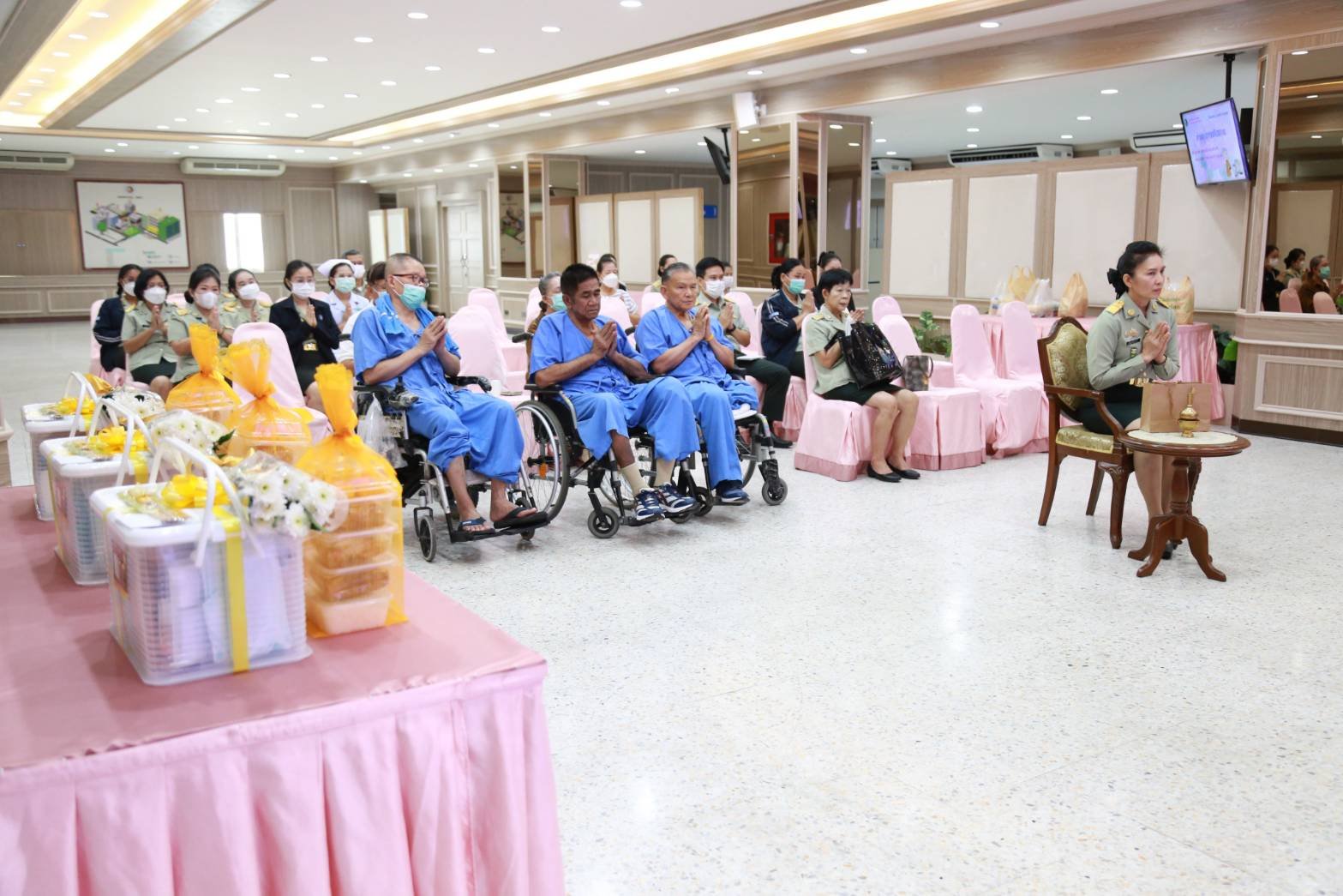 โรงพยาบาลทหารผ่านศึก จัดพิธีทำบุญถวายสังฆทาน เพื่ออุทิศส่วนกุศลแก่ทหารผ่านศึก และผู้ป่วยที่ได้ล่วงลับ โรงพยาบาลทหารผ่านศึก จัดพิธีทำบุญถวายสังฆทาน เพื่ออุทิศส่วนกุศลแก่ทหารผ่านศึก และผู้ป่วยที่ได้ล่วงลับ