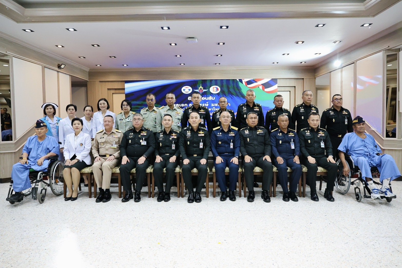 ปลัดกระทรวงกลาโหม และผู้แทนเหล่าทัพ เยี่ยมเยียนพร้อมมอบเงินบำรุงขวัญให้แก่ทหารผ่านศึกที่ได้รับบาดเจ็บจากการปฏิบัติหน้าที่