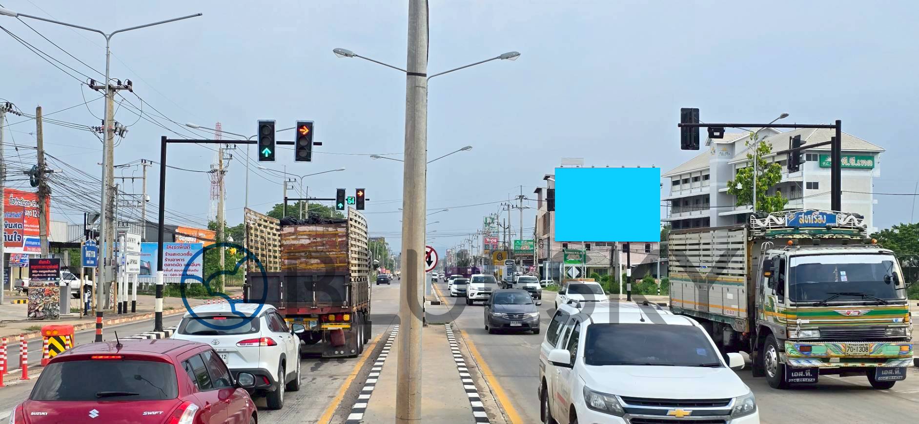 Bluesky Billboard  แยกไฟแดงโคกสุวรรณก่อนถึงโรบินสัน จ.มุกดาหาร