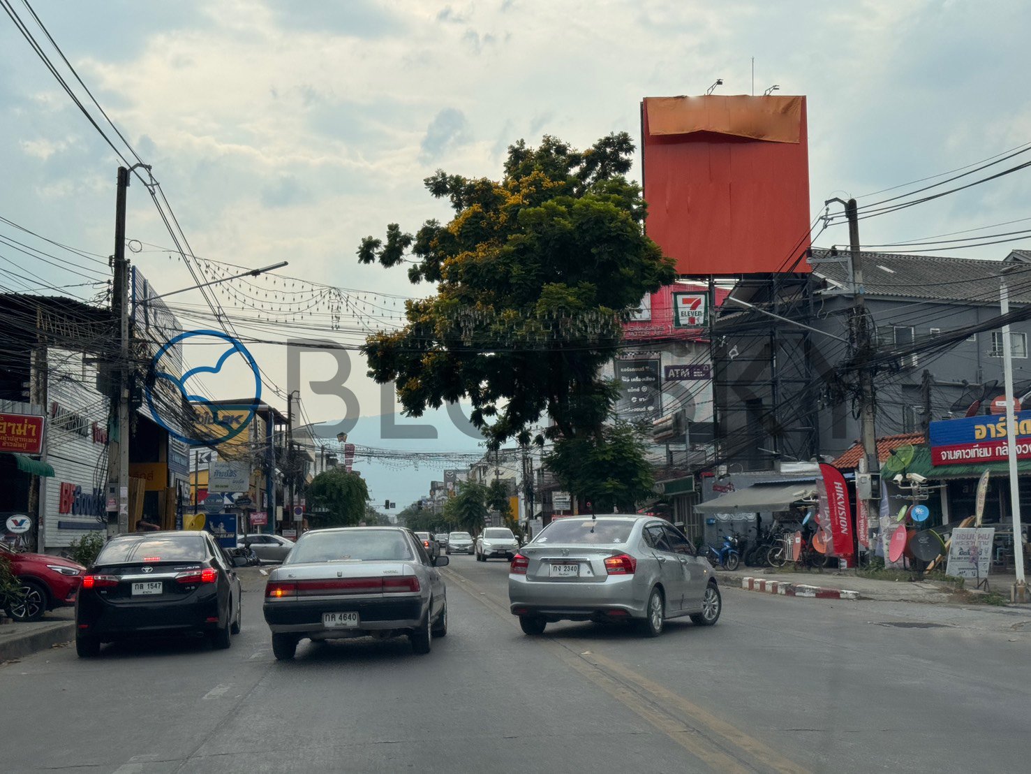 Bluesky Billboard ป้ายแยกหนองประทีป (ตลาดเอื้องคำ)จ.เชียงใหม่