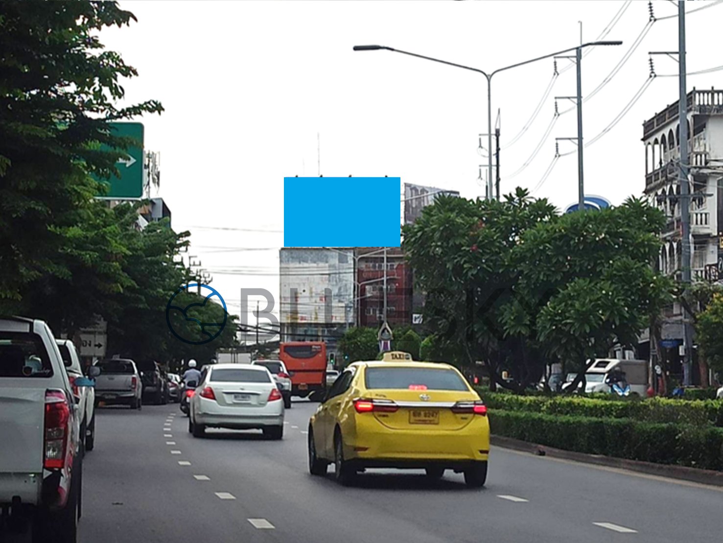 Bluesky Billboard ป้าย Billboard วงเวียนท้ายบ้าน มุ่งหน้าเข้าเมือง ทางไปตลาดปากน้ำ จ.นนทบุรี