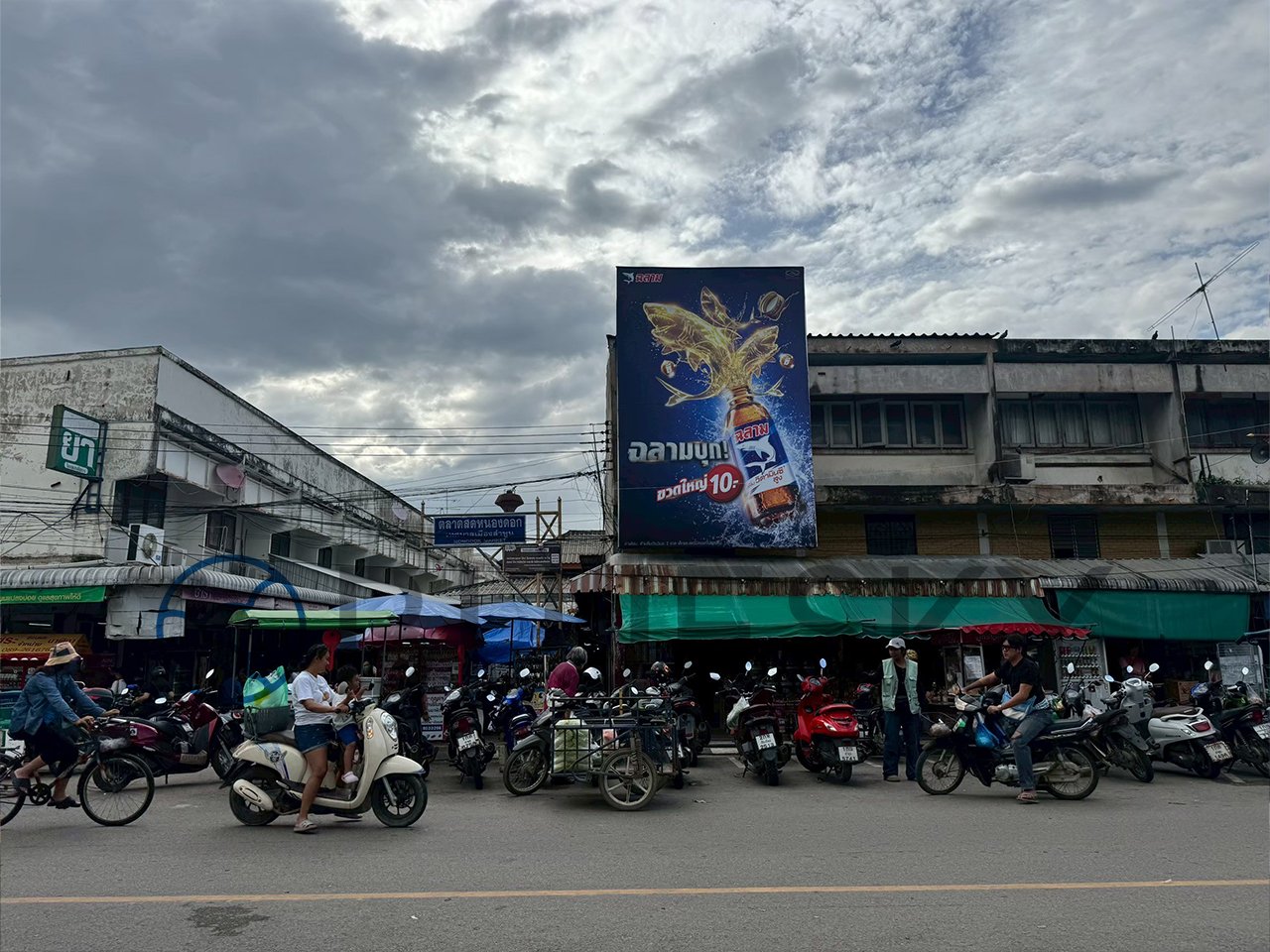 Bluesky Billboard ป้ายตลาดหนองดอก จ.ลำพูน