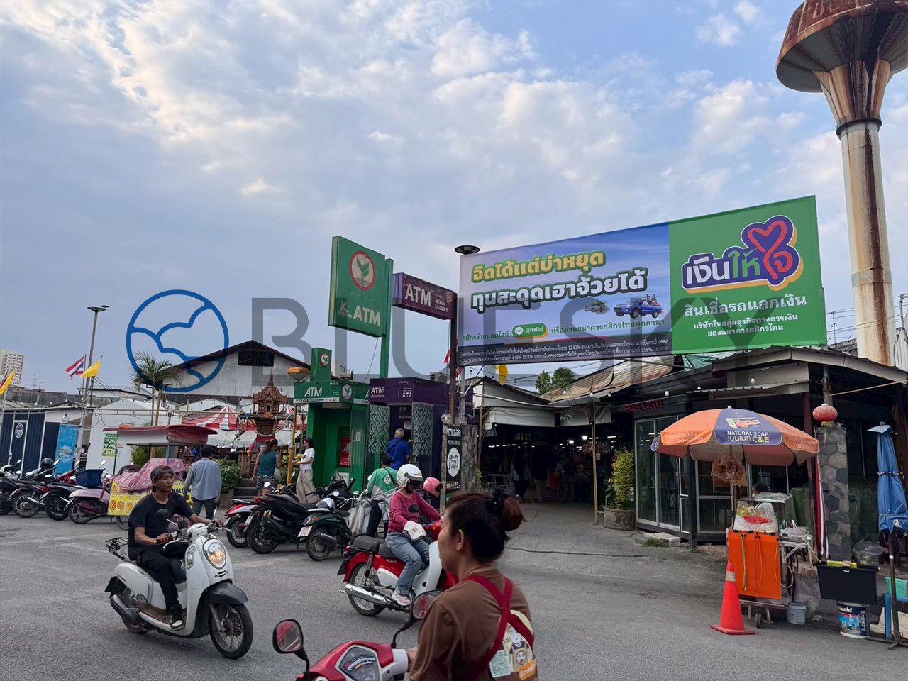 Bluesky Billboard ป้ายตลาดสันป่าข่อย  จ.เชียงใหม่