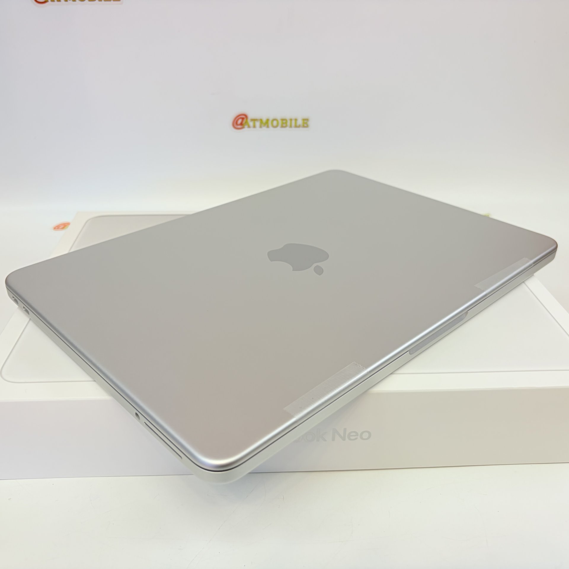 Macbook Neo 13 inch8/256GB (Silver) MB6943