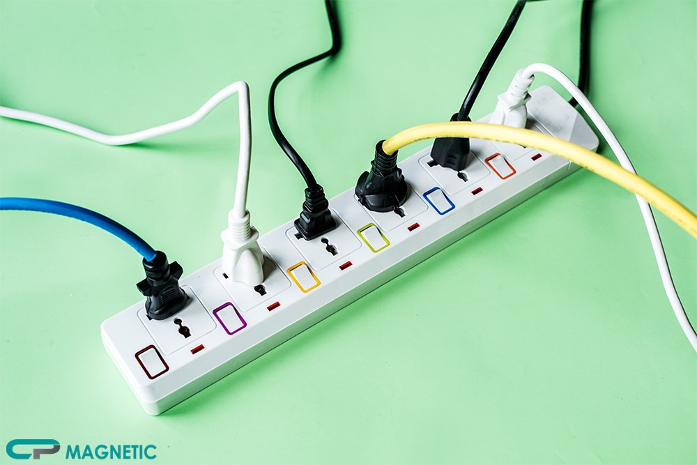 การเลือกใช้ปลั๊กไฟสายพ่วงอย่างถูกวิธี การเลือกใช้ปลั๊กไฟสายพ่วงอย่างถูกวิธี