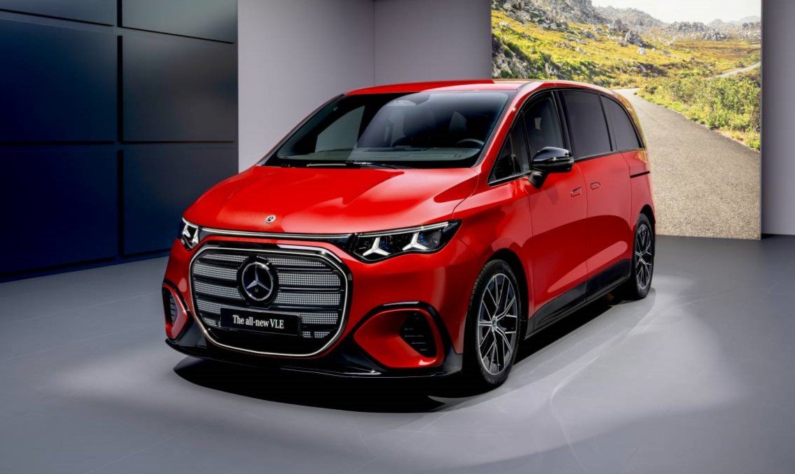 Mercedes-Benz VLE 400 4MATIC Limited Edition ลิมูซีนไฟฟ้าที่มีแค่ 400 คันในโลก!