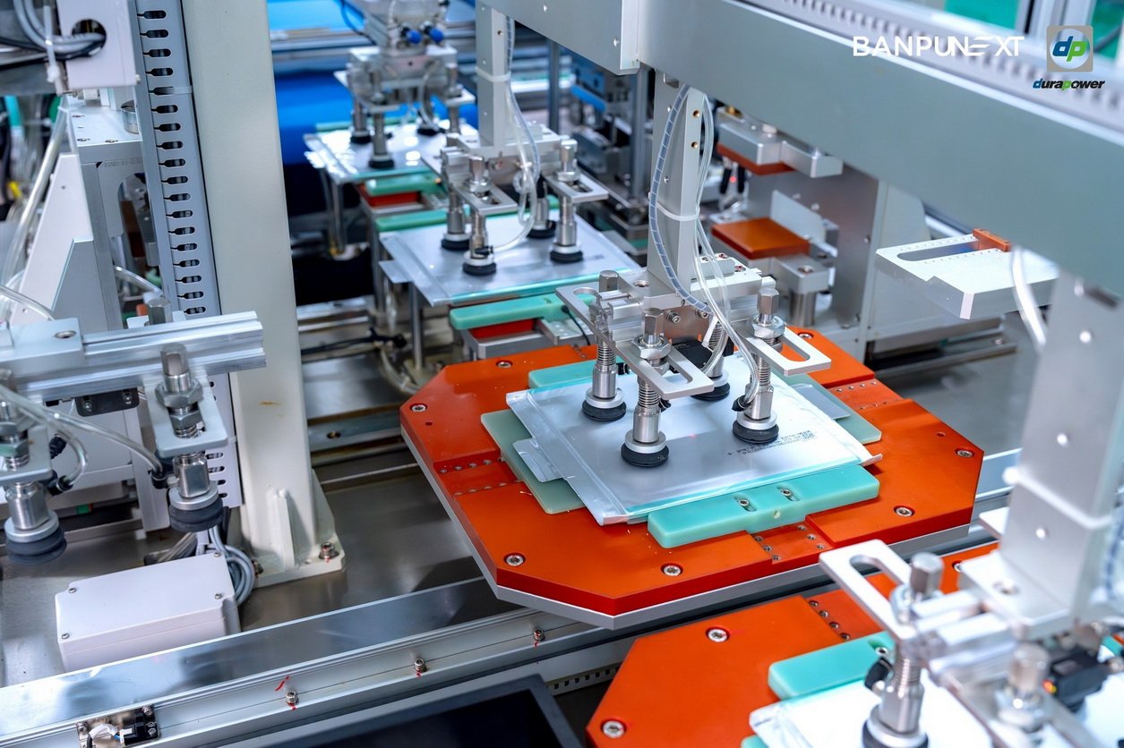 บ้านปู เน็กซ์ จับมือ ดูราเพาเวอร์ เดินหน้าโรงงานประกอบแบตเตอรี่ EV ป้อนตลาดรถบัสไฟฟ้า  บ้านปู เน็กซ์ จับมือ ดูราเพาเวอร์ เดินหน้าโรงงานประกอบแบตเตอรี่ EV ป้อนตลาดรถบัสไฟฟ้า