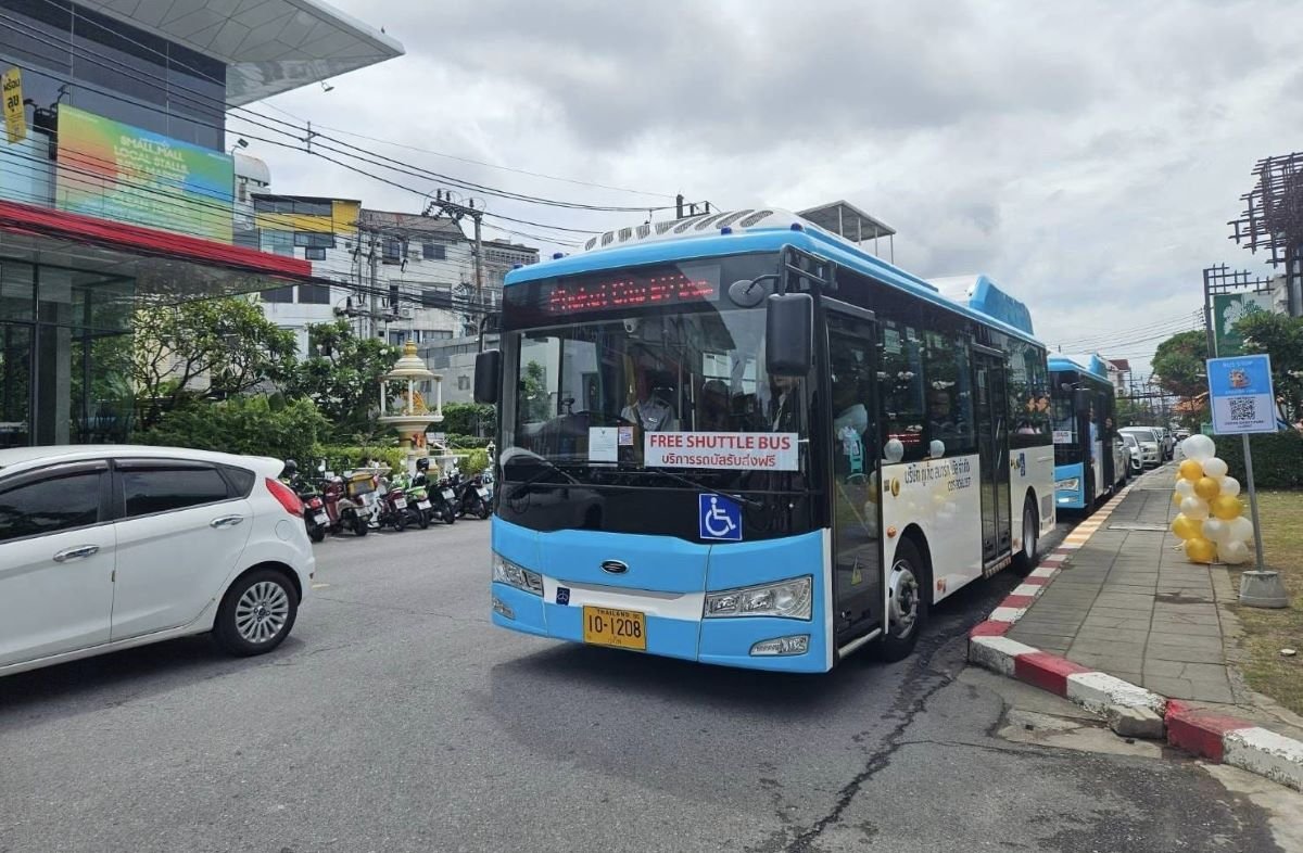 โครงการทดลองให้บริการรถโดยสารไฟฟ้าเมืองภูเก็ต เปิดให้บริการโดยสารฟรี 1 ปี