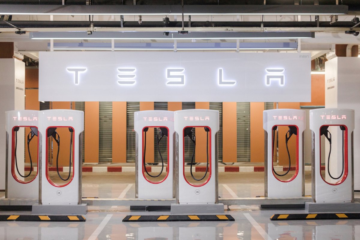 เปิดสถานี Tesla Supercharger 9 ช่องจอด แห่งแรกที่เซ็นทรัลเวิลด์ เปิดสถานี Tesla Supercharger 9 ช่องจอด แห่งแรกที่เซ็นทรัลเวิลด์