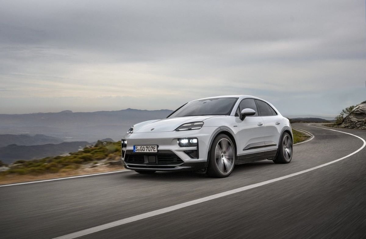 The New all-electric Macan 4