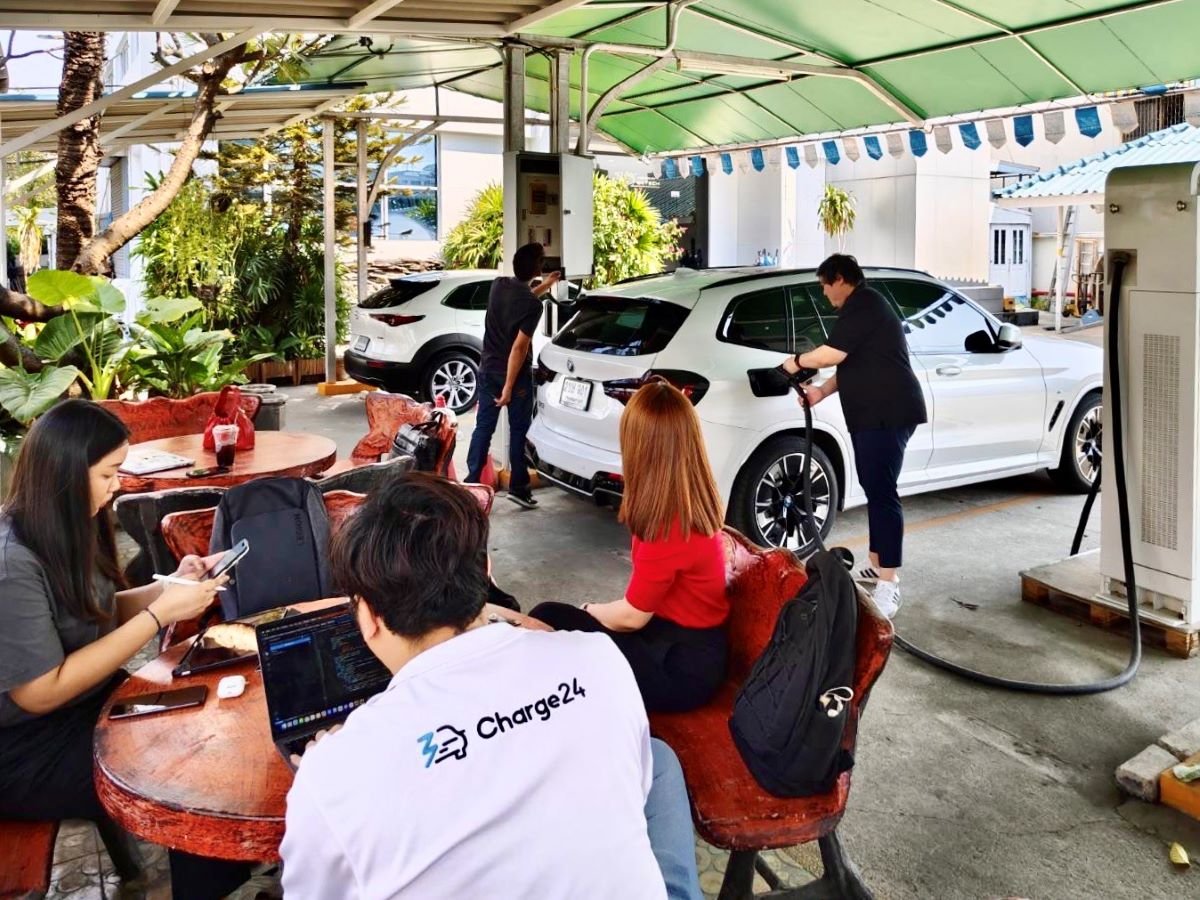 Charge24 ทดสอบ Journey เครื่องชาร์จเข้มข้นทั้งแบบผ่าน Application