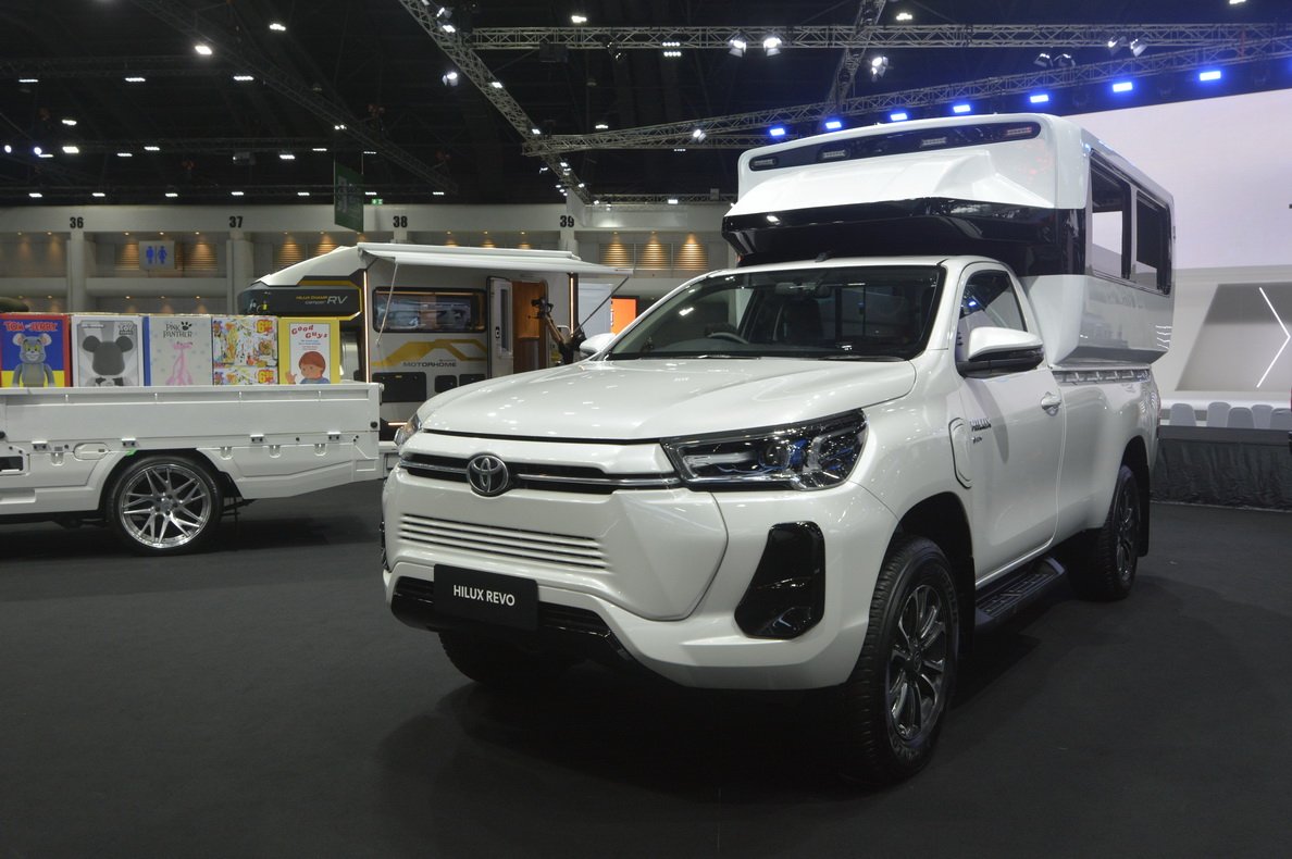 Toyota Hilux Revo BEV 