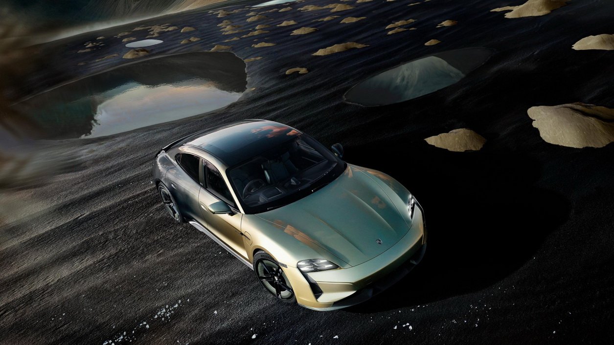 EV หน้าหยก! Taycan Turbo S "Celestial Jade"  