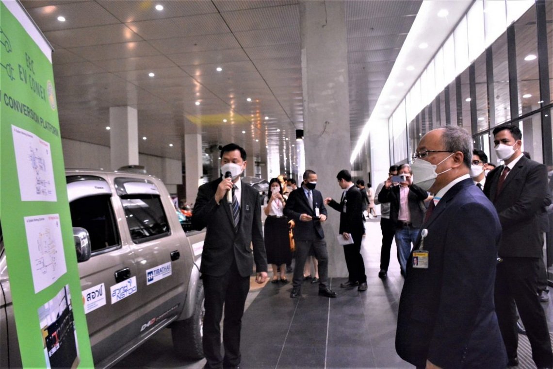 อว.รวมพลังกลุ่มยานยนต์ไฟฟ้าดัดแปลงเสนอ 9 ความท้าทาย อว.รวมพลังกลุ่มยานยนต์ไฟฟ้าดัดแปลงเสนอ 9 ความท้าทาย