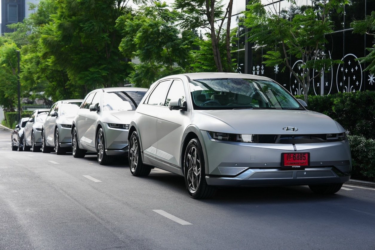 ฮุนไดส่งมอบ IONIQ 5 และ IONIQ 6 ลอตแรก ฮุนไดส่งมอบ IONIQ 5 และ IONIQ 6 ลอตแรก