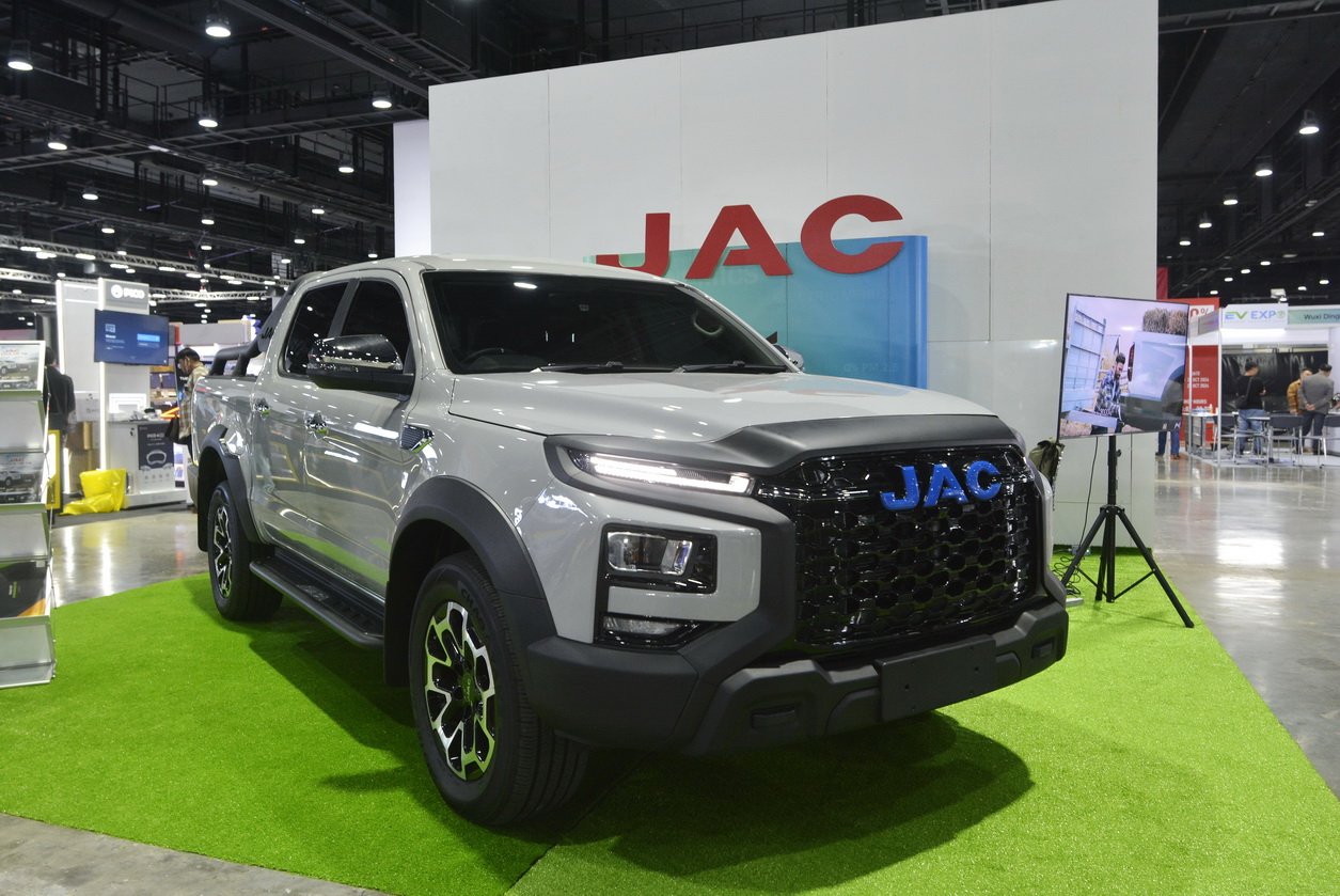 แกะกล่อง JAC T9 รถกระบะไฟฟ้า 4x4  ขุมพลังมอเตอร์แฝด 