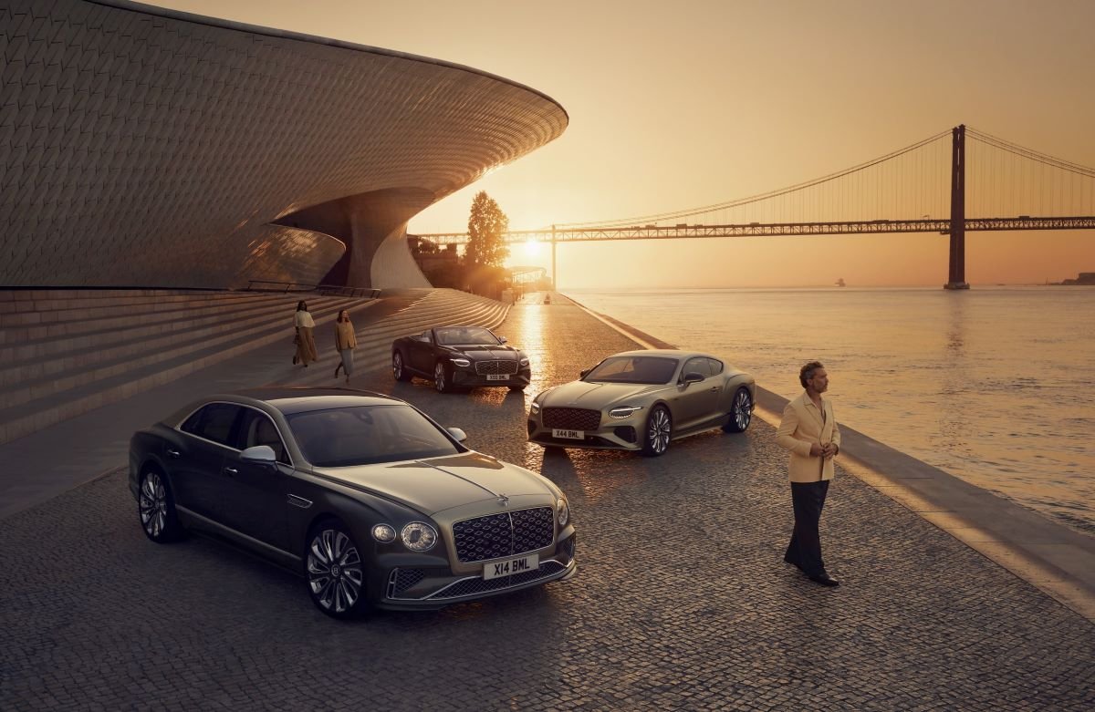 เบนท์ลีย์ มอเตอร์ส เปิดตัว New Continental GT/C Mulliner และ Flying 