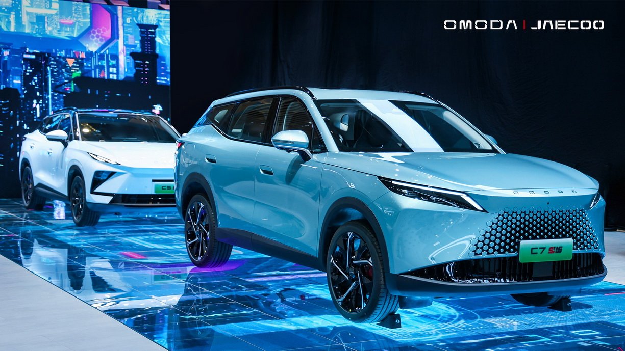 OMODA & JAECOO โชว์เทคโนโลยี Super Hybrid ในงาน Shanghai Auto Show 2025
