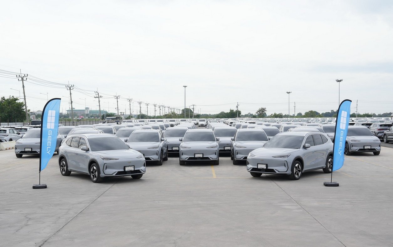 GEELY ส่งมอบ GEELY EX5 รุ่น PRO 47 คันให้การไฟฟ้านครหลวง