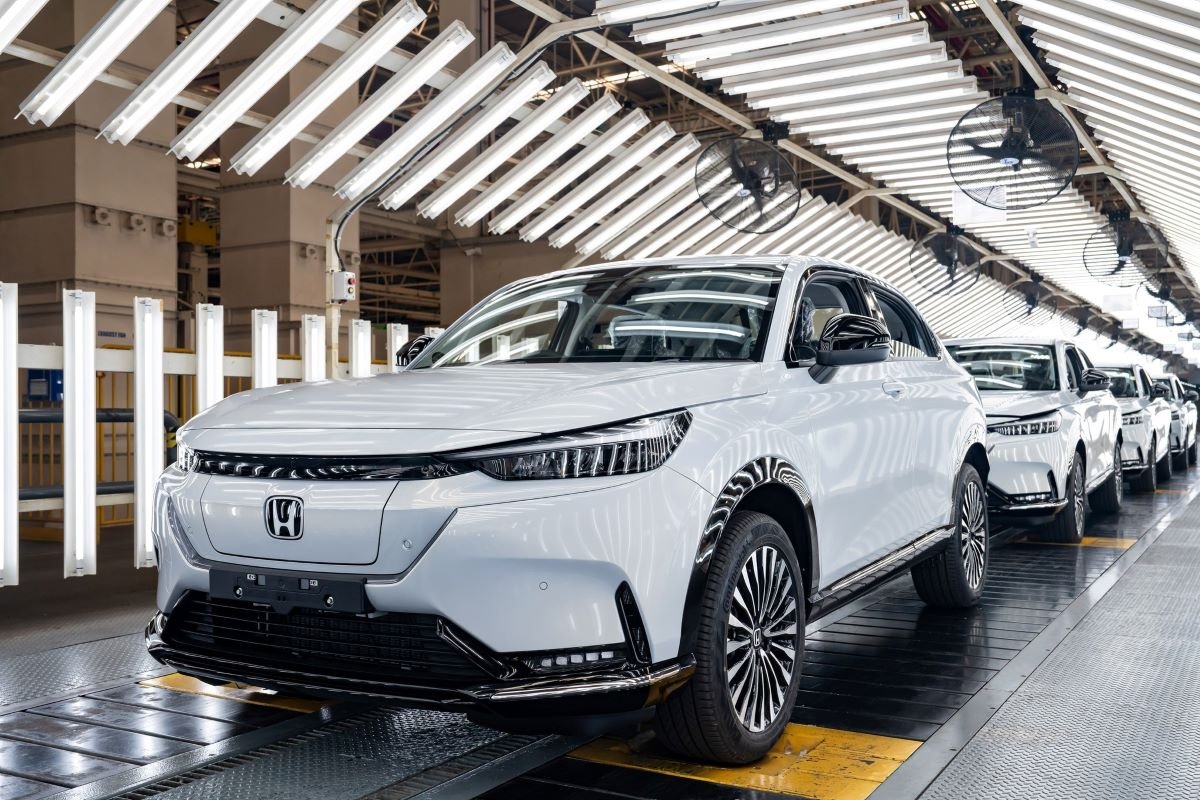 ตลาด EV ปี 2024 เดือด! ฮอนด้าเปิดสายพานการผลิต Honda e:N1 ในไทย