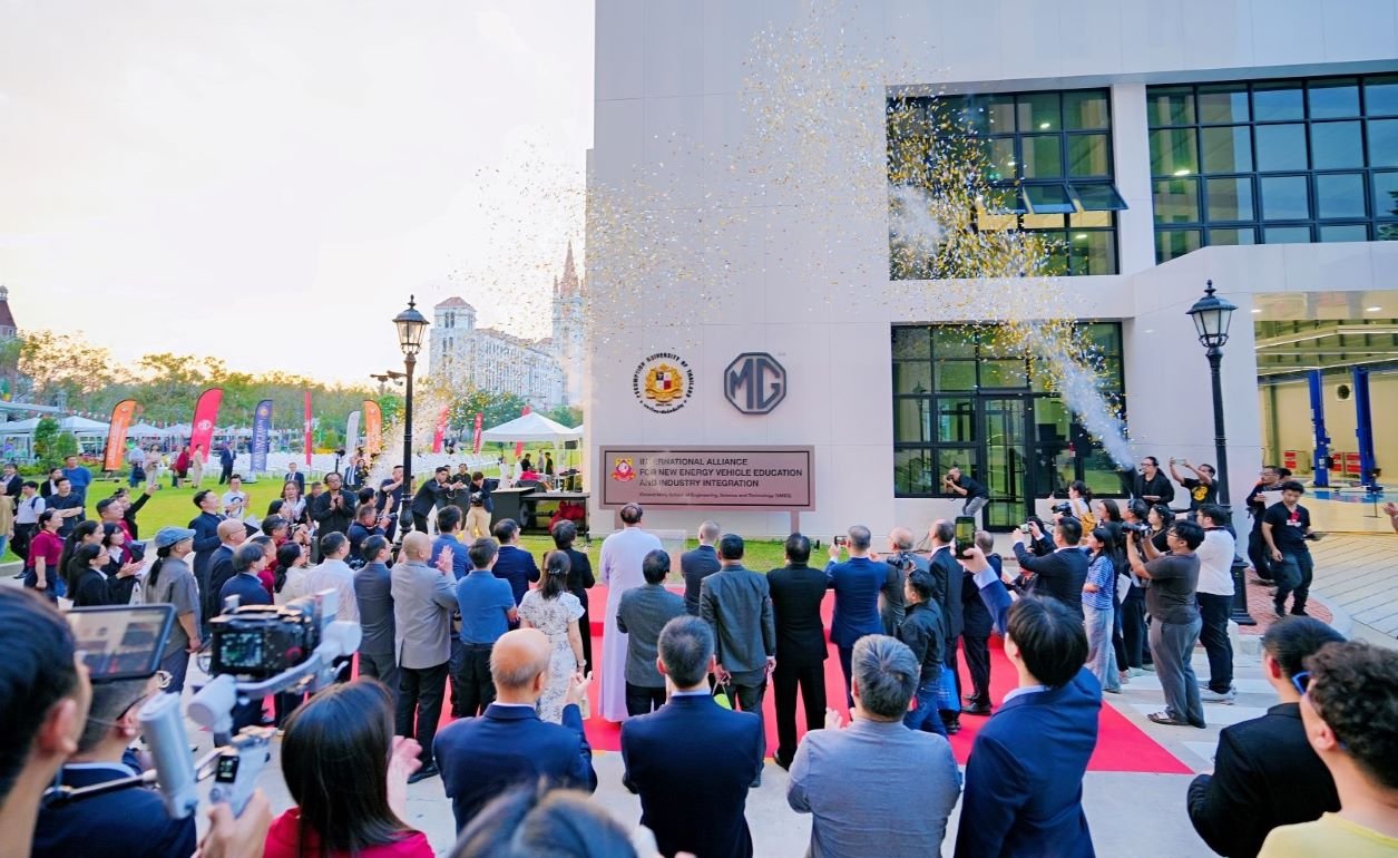 เอ็มจี ผนึก ม.อัสสัมชัญ เปิดศูนย์วิจัยและการเรียนรู้ยานยนต์พลังงานใหม่