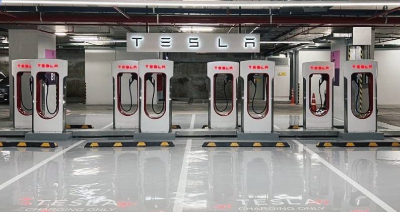 เทสลาเปิดสถานี TESLA Supercharger ใหม่! ที่ มาร์เช่ ทองหล่อ จัดเต็ม 8 หัวชาร์จ  เทสลาเปิดสถานี TESLA Supercharger ใหม่! ที่ มาร์เช่ ทองหล่อ จัดเต็ม 8 หัวชาร์จ