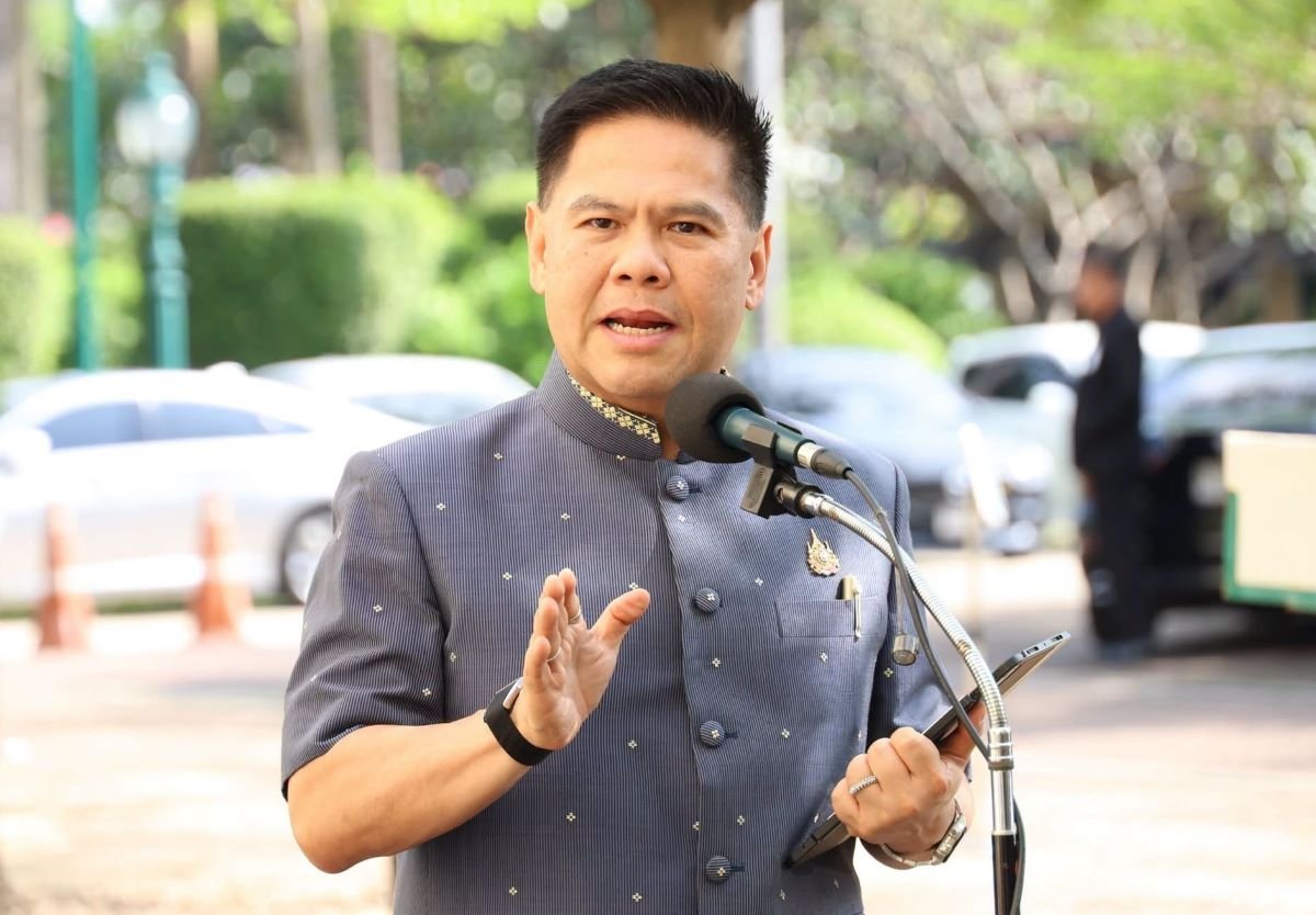 “วราวุธ”ชงครม. จ่อบังคับแบตเตอรี่ EV-มอเตอร์ไซค์ไฟฟ้า เป็นสินค้าควบคุ