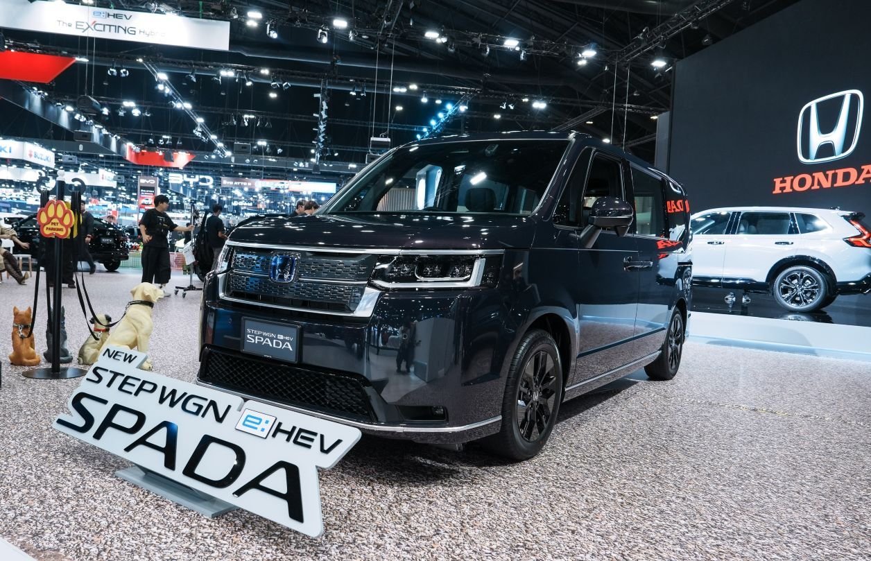 New Honda STEP WGN e:HEV