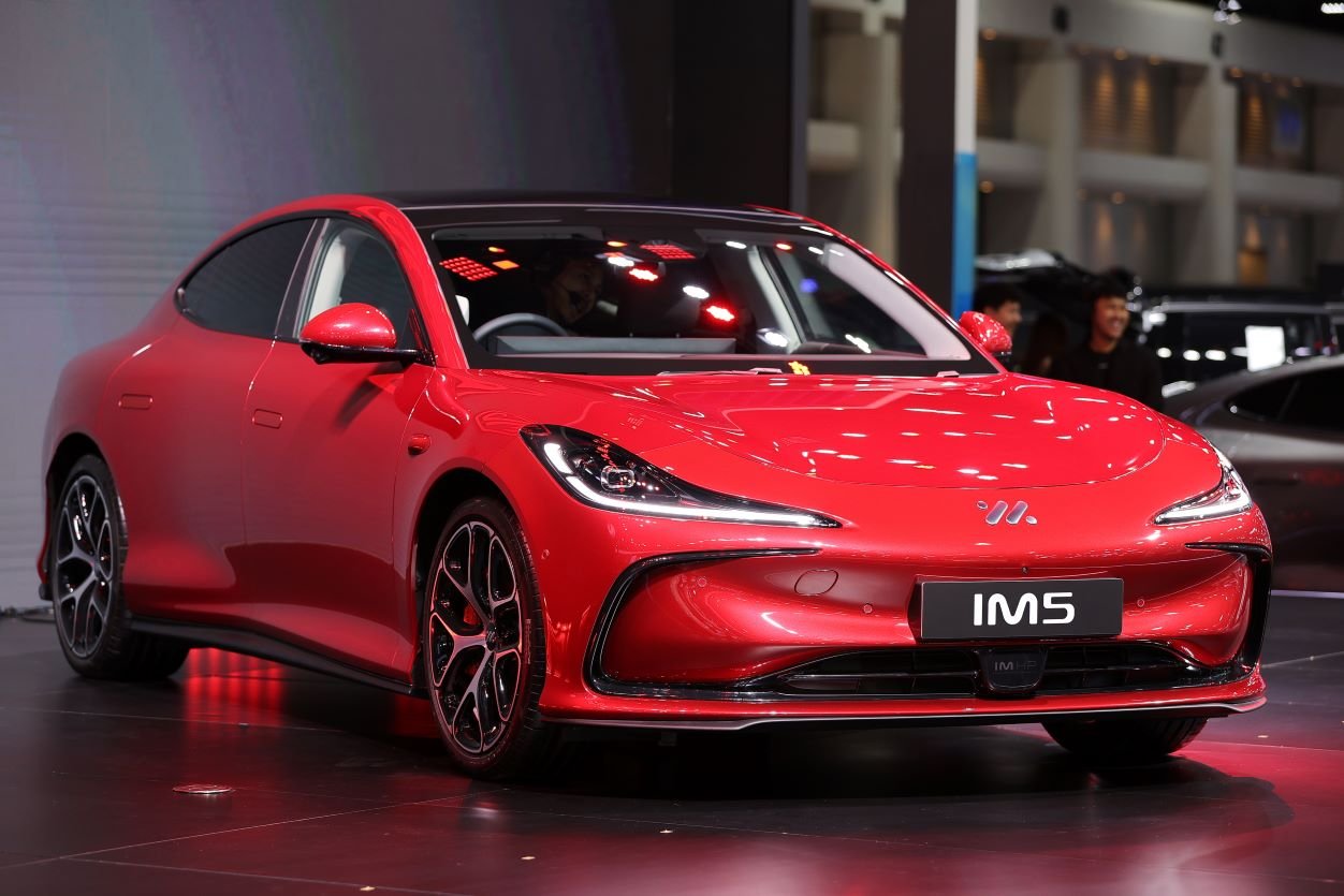 เอ็มจี เปิดตัว MG IM5 เคาะราคาพิเศษ 1,449,900 บาท ในงาน Motor Show 2026