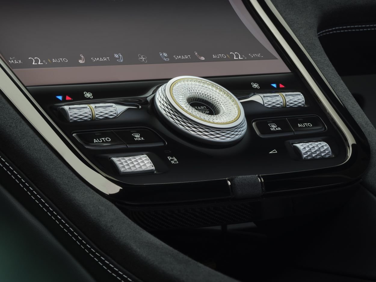 เบนท์ลีย์ นำนวัตกรรมใหม่ ‘Curation Engine’ สร้างสัมผัสประสบการณ์ที่แตกต่างใน Bentley Torcal