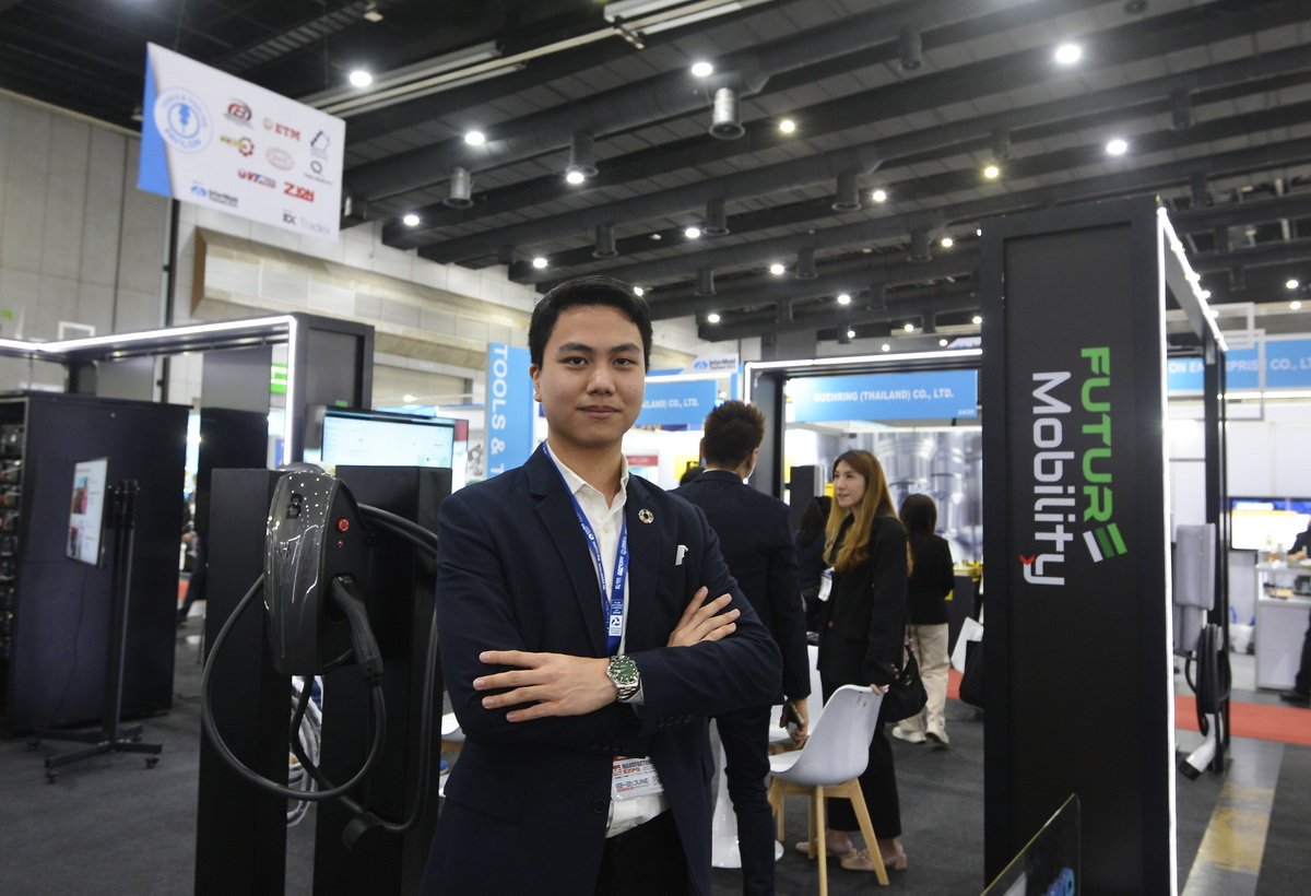 เจาะใจ ธีรศักดิ์ ธิติโสตถิกุล CEO OneCharge “เราคือ VISA แห่งวงการเครื่องชาร์จ/สถานีชาร์จ EV”  เจาะใจ ธีรศักดิ์ ธิติโสตถิกุล CEO OneCharge “เราคือ VISA แห่งวงการเครื่องชาร์จ/สถานีชาร์จ EV”