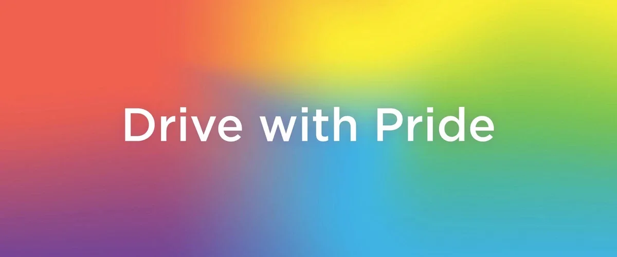 เทสลาชวนประชันไอเดีย Drive with Pride หนุนสังคมแห่งความเท่าเทียม เพื่อรับสิทธิ์ขับเทสลาสีรุ้งฟรี