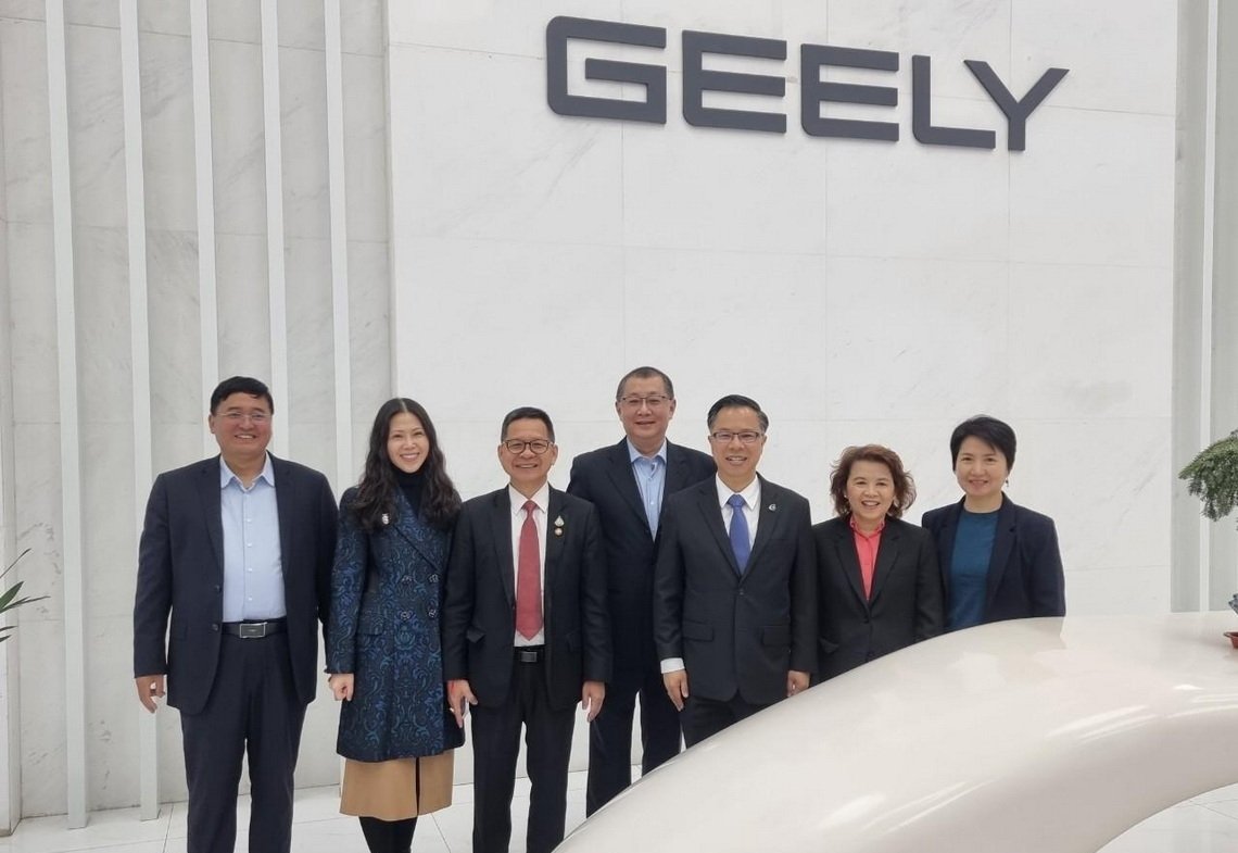 บีโอไอบุกจีน ดึงยักษ์ใหญ่ EV จีนลงทุนในไทยกว่า 2 หมื่นล้าน หนุนไทยเป็นฮับอีวีอาเซียน บีโอไอบุกจีน ดึงยักษ์ใหญ่ EV จีนลงทุนในไทยกว่า 2 หมื่นล้าน หนุนไทยเป็นฮับอีวีอาเซียน