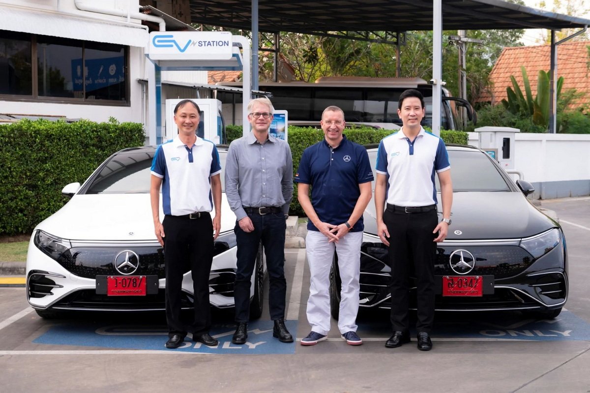 OR ร่วมกับเมอร์เซเดส-เบนซ์ ติดตั้งสถานีชาร์จเร็ว EV Station PluZ 120 kW OR ร่วมกับเมอร์เซเดส-เบนซ์ ติดตั้งสถานีชาร์จเร็ว EV Station PluZ 120 kW