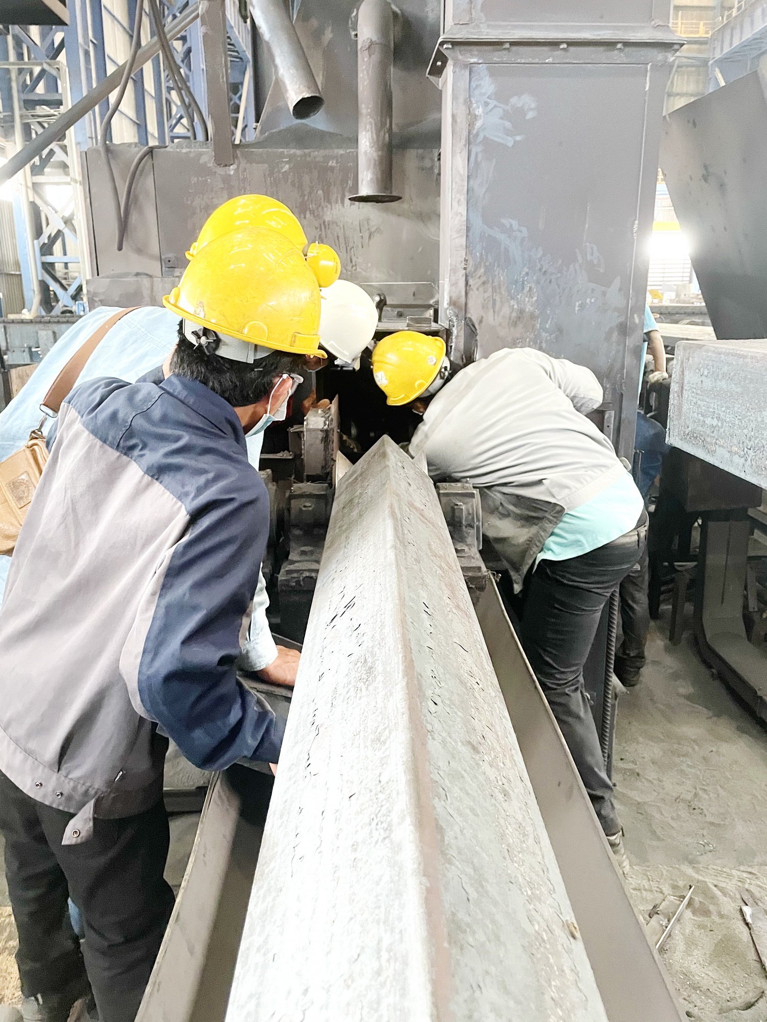 Automatic shot blast machine maintenance service Automatic shot blast machine maintenance service