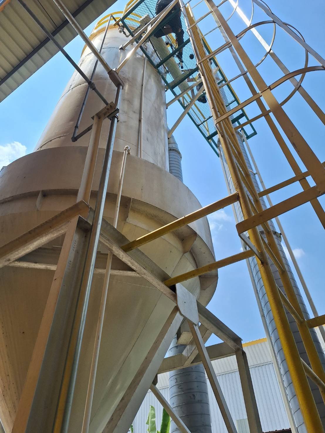 Replace the filter bag