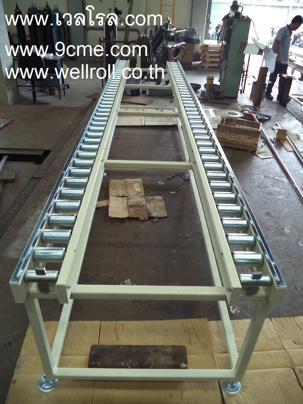 ลูกกลิ้งลำเลียง(Free roller conveyor) ลูกกลิ้งลำเลียง(Free roller conveyor)