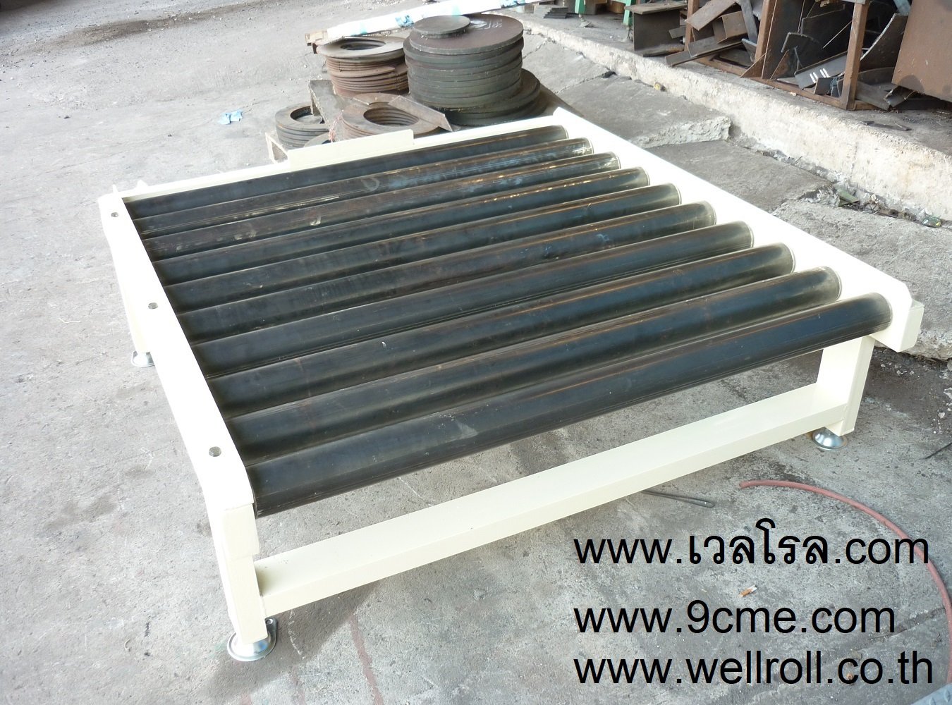 ลูกกลิ้งลำเลียง(Free roller conveyor) ลูกกลิ้งลำเลียง(Free roller conveyor)