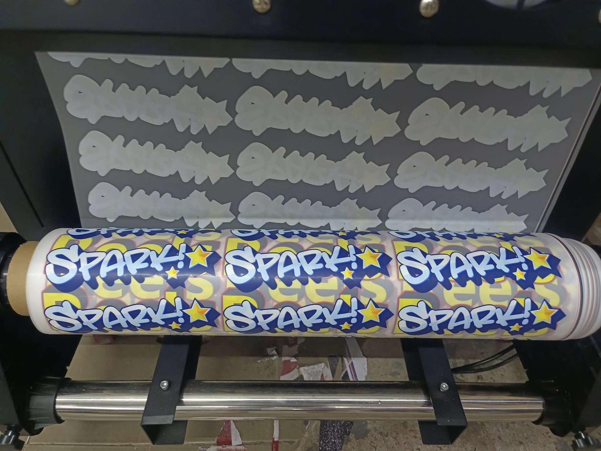 รับพิมพ์ DTF เมตรละ 149 บาท(ขั้นต่ำ100ม.) ขนาด 60x100 cm. รับพิมพ์ DTF เมตรละ 149 บาท(ขั้นต่ำ100ม.) ขนาด 60x100 cm.