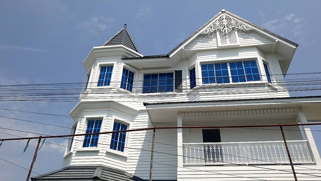 งานสร้างบ้านพักอาศัย 3 ชั้น ถนนรามอินทรา