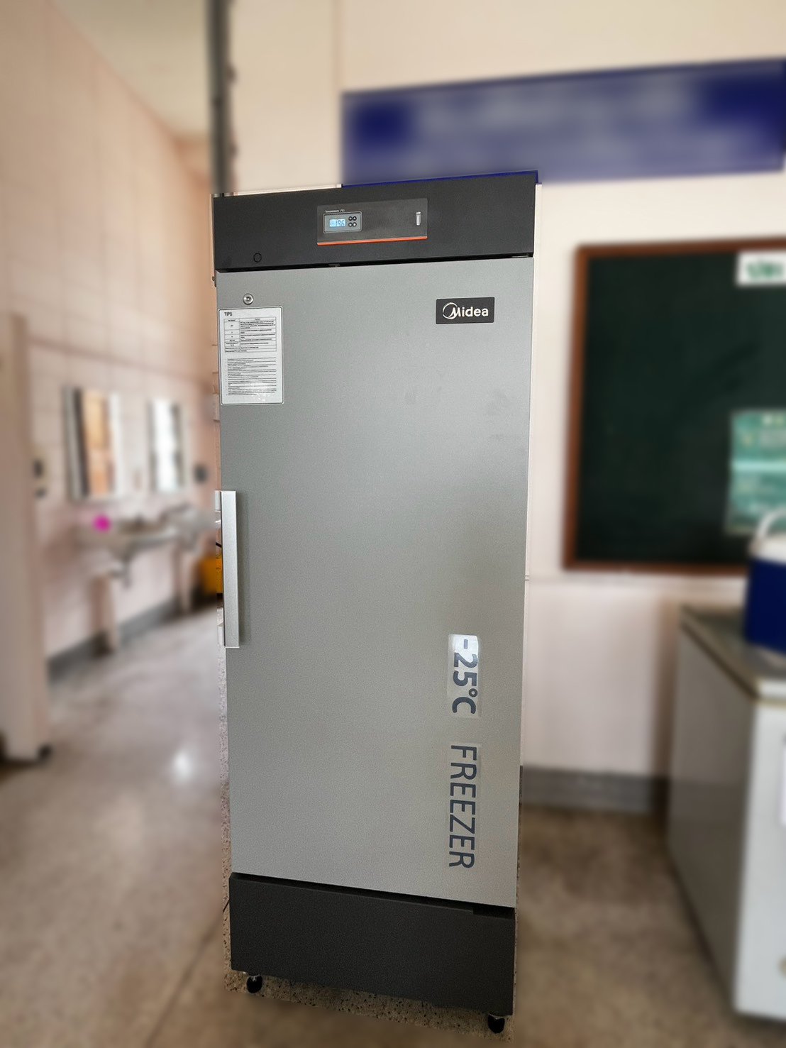 (MD-25L308) Biomedical Freezer by Midea