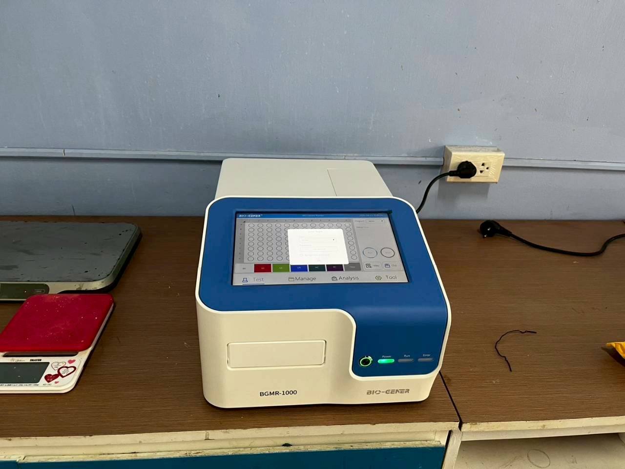 (BGMR-1000) Microplate Reader by Bio-Gener